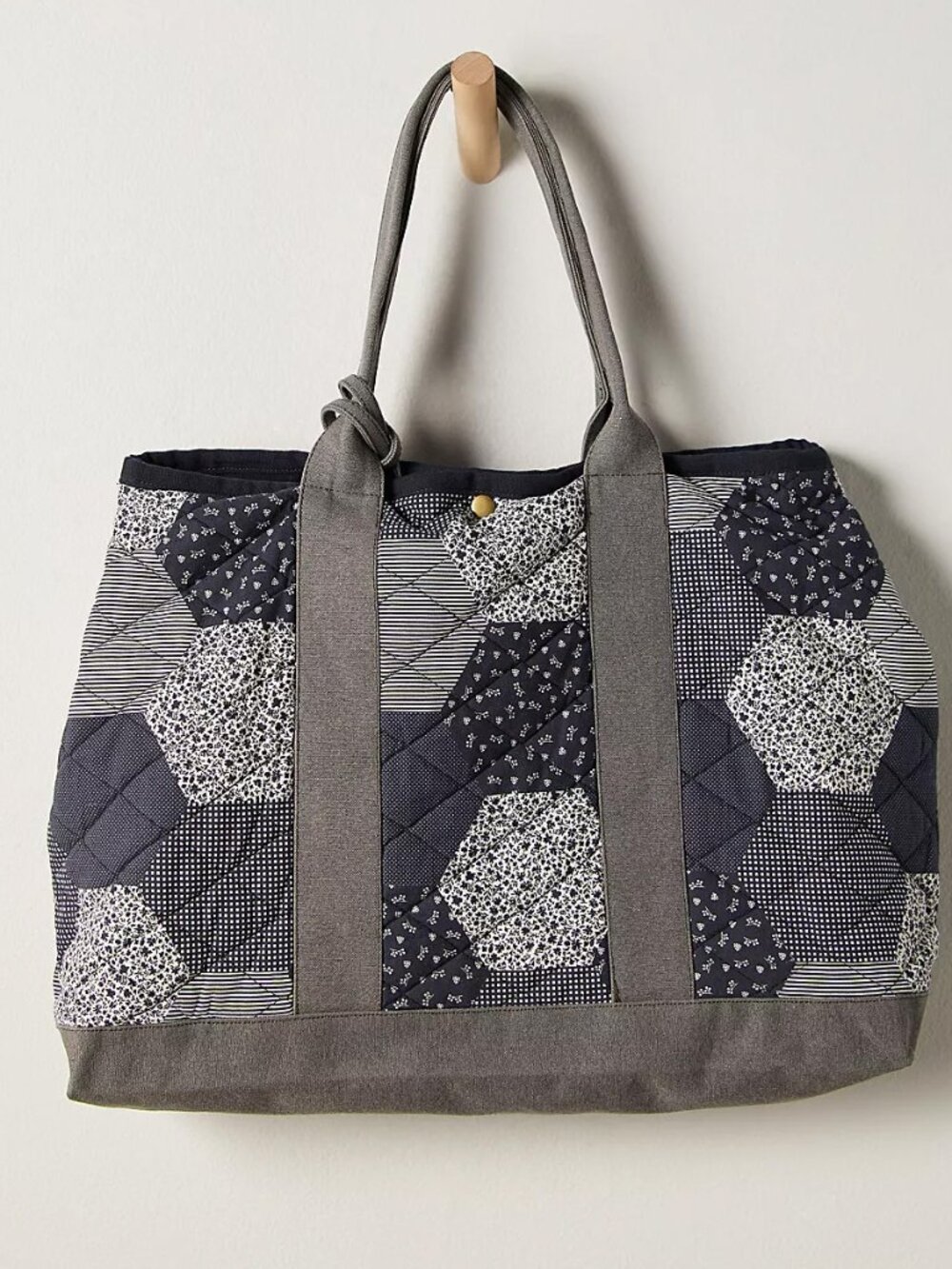 FREE PEOPLE Pippa Patchwork Tote / Blue Combo - Picture 8 of 11
